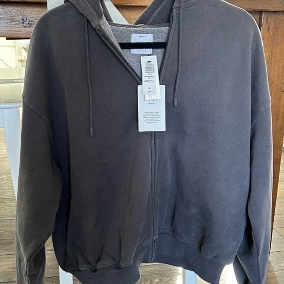 ARITZIA - Size Small - COZY SWEATFLEECE MEGA ZIP HOODIE FADED BLACK - Brand New - Picture 5 of 5